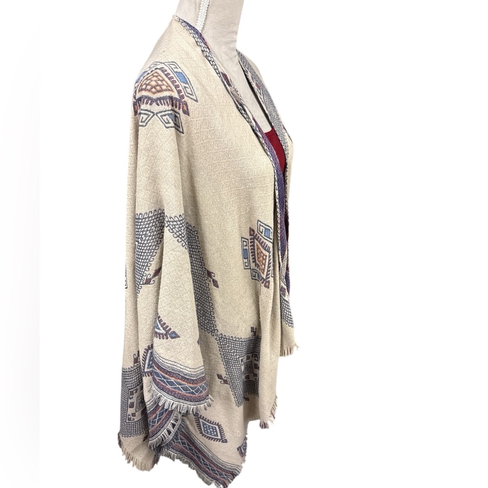 Do Everything in Love Geometric Beige and Blue Poncho
